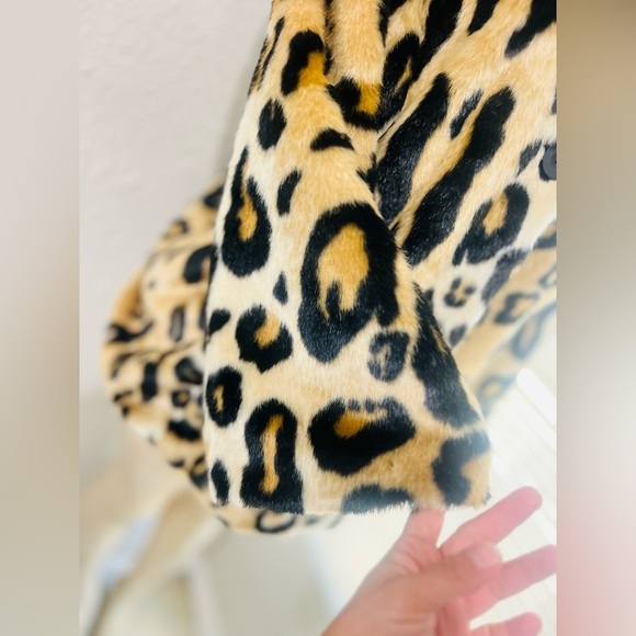 asos brand cheeta fur coat size 10 NNT - Picture 4 of 15